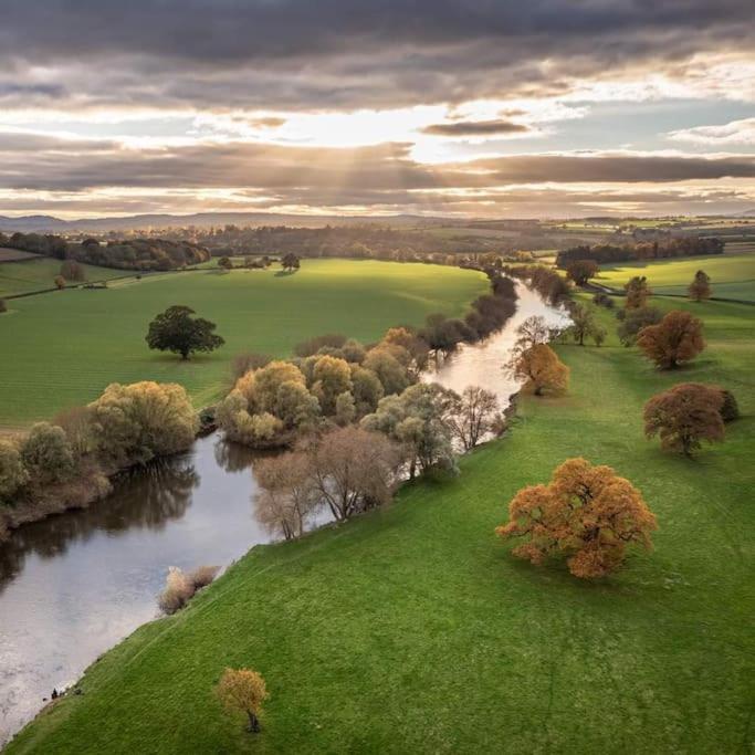 Cosy Cottage On Banks Of River Wye Foy Buitenkant foto
